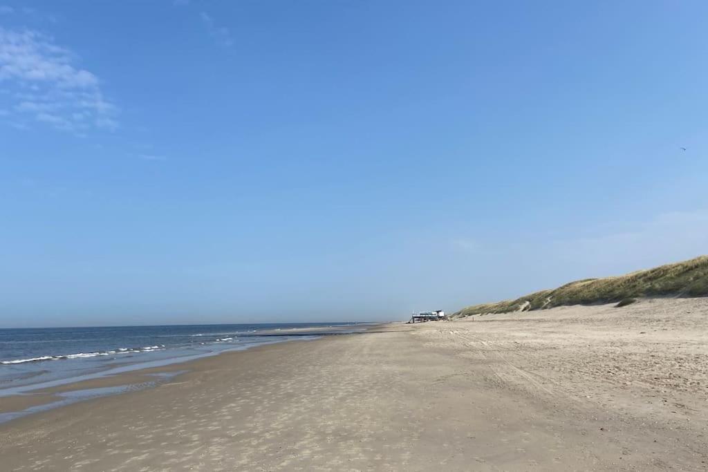 Strandhuisje Freek, 900 M Van Zee En Strand Калантсоог Екстериор снимка