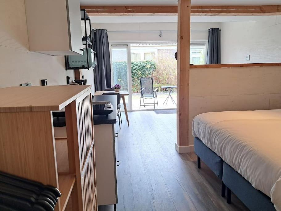 Strandhuisje Freek, 900 M Van Zee En Strand Калантсоог Екстериор снимка