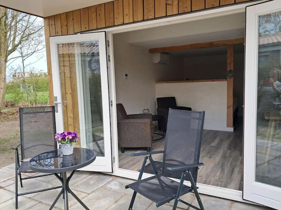 Strandhuisje Freek, 900 M Van Zee En Strand Калантсоог Екстериор снимка